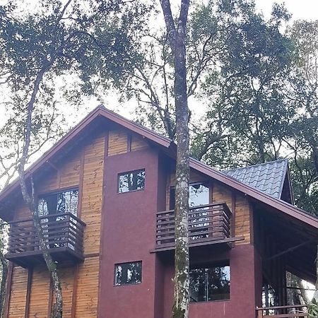 Villa Chale Em Frente Ao Zoologico Curitiba Exterior foto